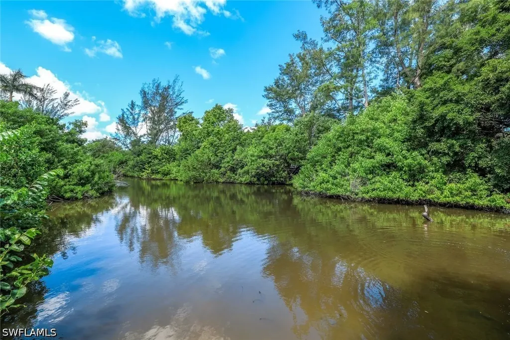 3980 Full Moon Court Naples FL 34112