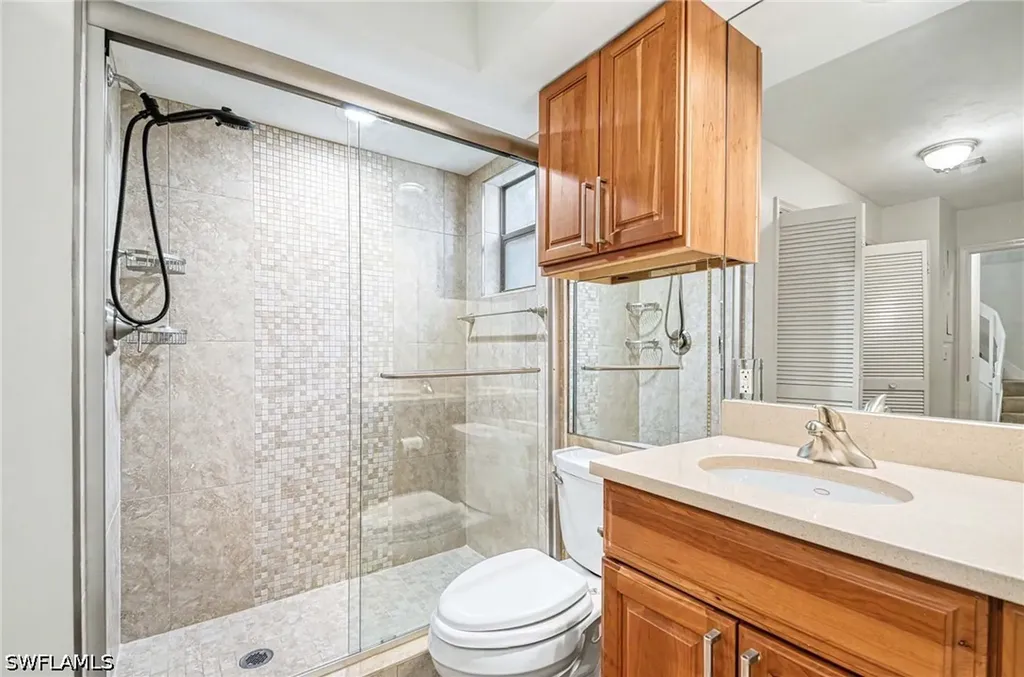 1325 Solana Road Naples FL 34103