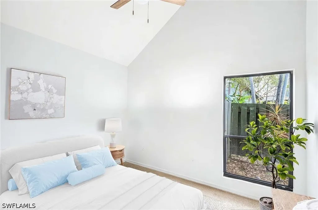 1325 Solana Road Naples FL 34103