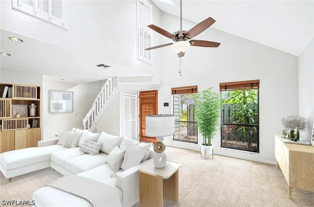1325 Solana Road Naples FL 34103