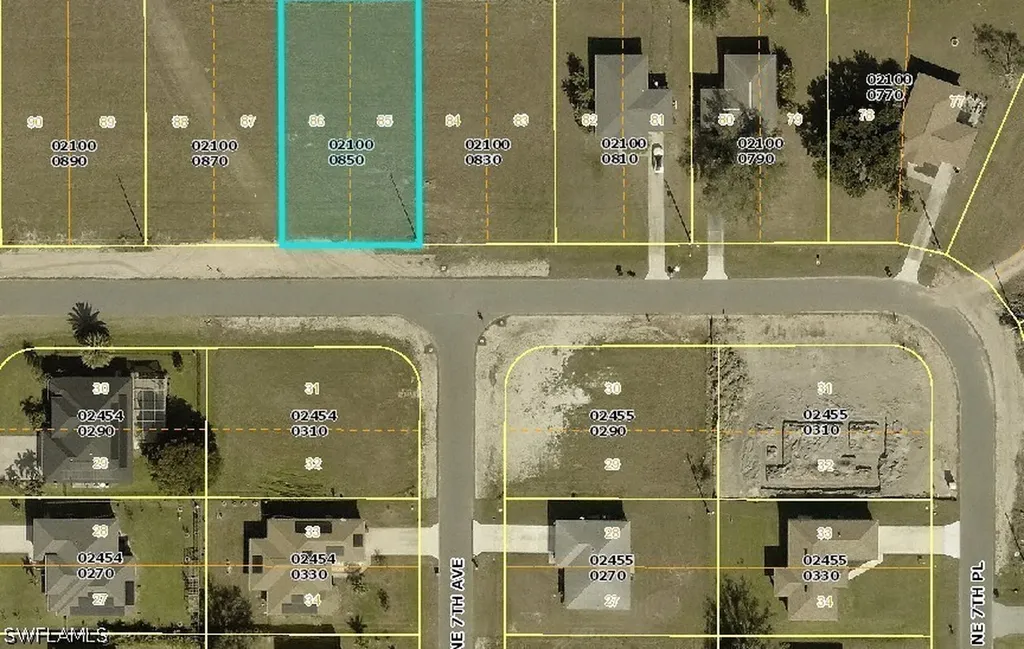 623 NE 15th Terrace Cape Coral FL 33909