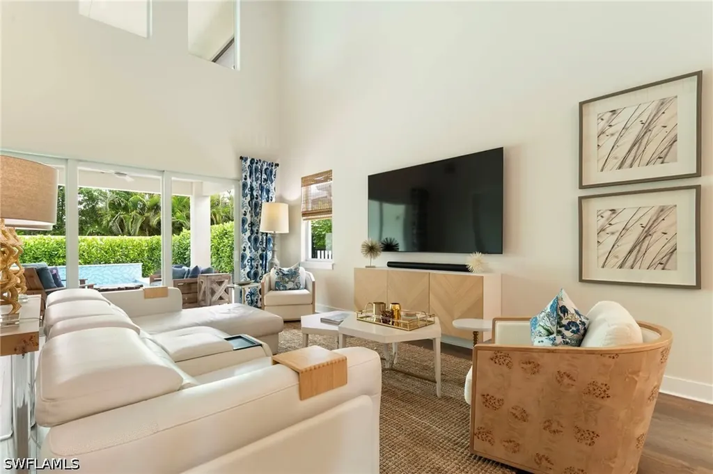 158 Cambria Lane Naples FL 34112