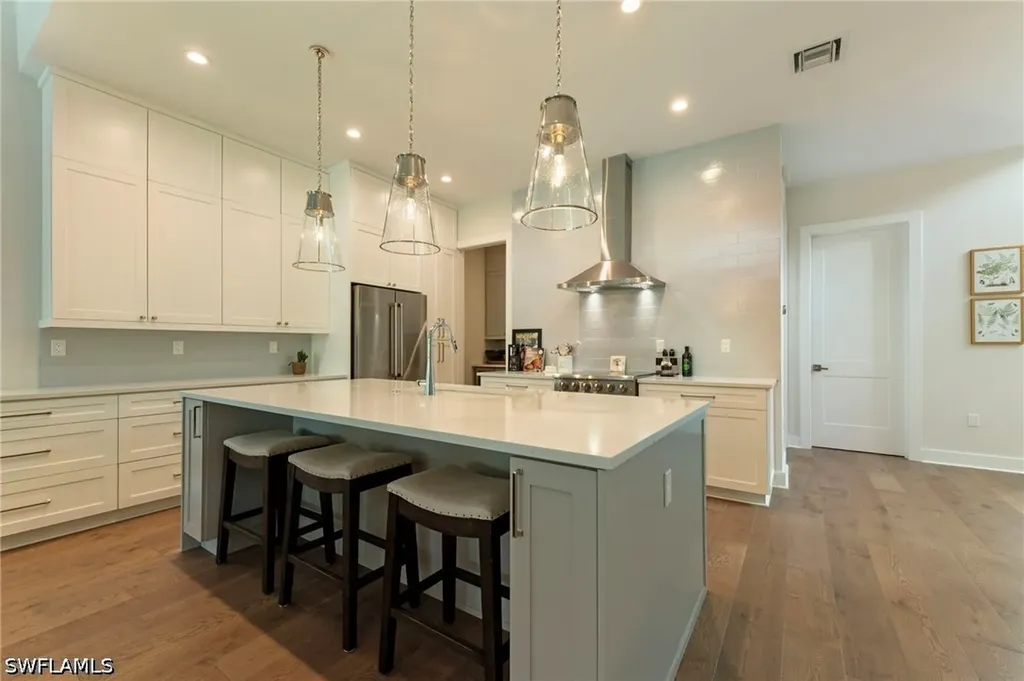 158 Cambria Lane Naples FL 34112