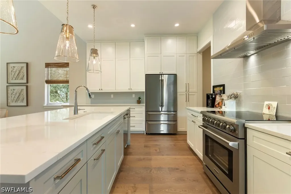 158 Cambria Lane Naples FL 34112
