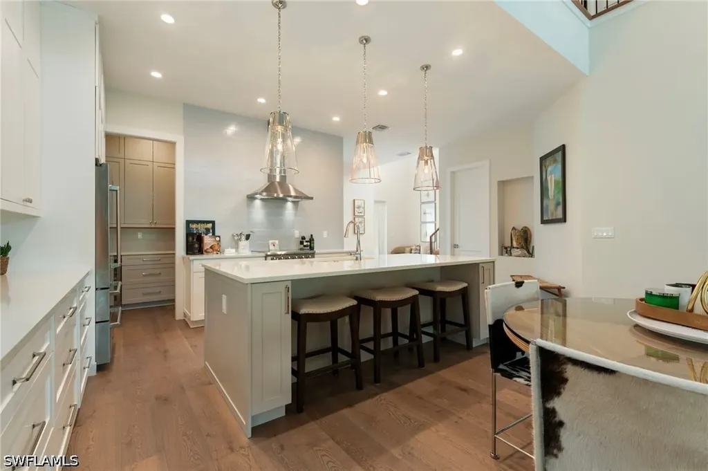 158 Cambria Lane Naples FL 34112