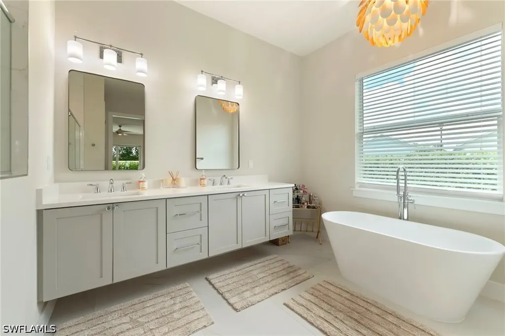 158 Cambria Lane Naples FL 34112