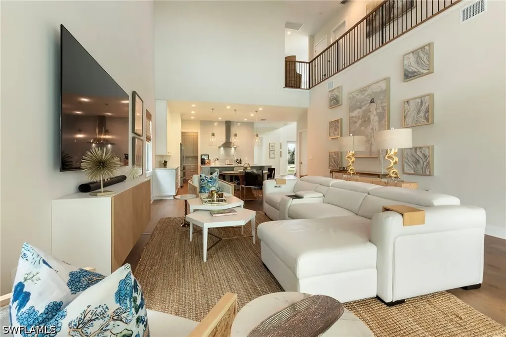 158 Cambria Lane Naples FL 34112