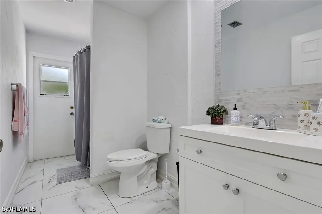 521 31st Street SW Naples FL 34117