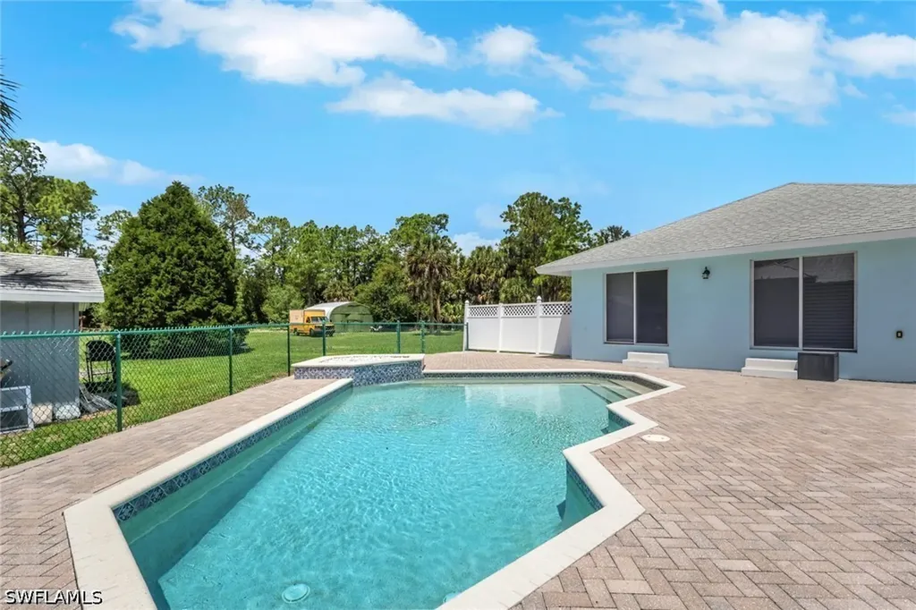 521 31st Street SW Naples FL 34117