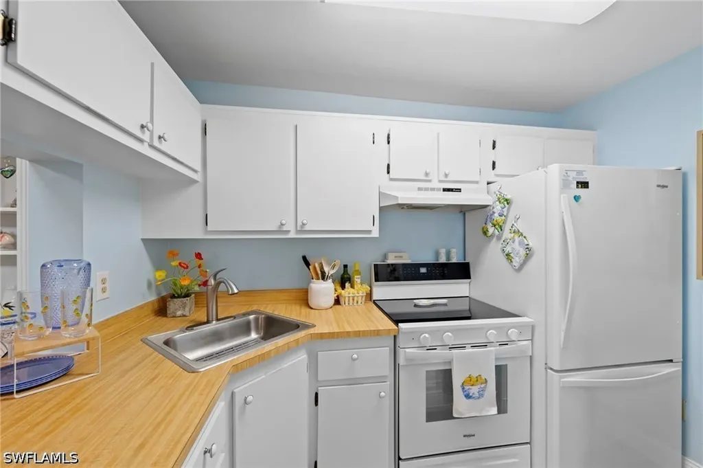9970 Sailview Court Fort Myers FL 33905