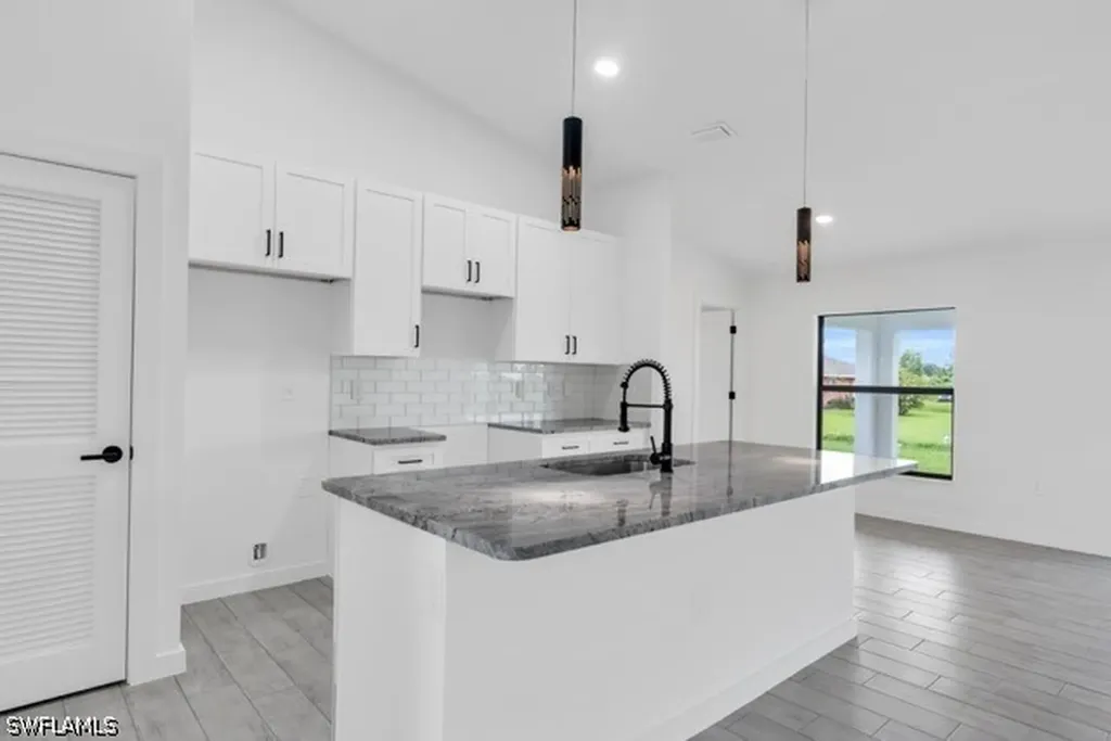 1507 Paula Avenue S Lehigh Acres FL 33976