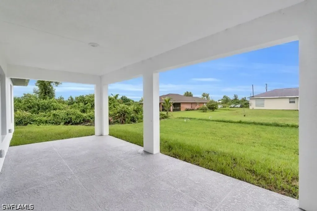 1507 Paula Avenue S Lehigh Acres FL 33976