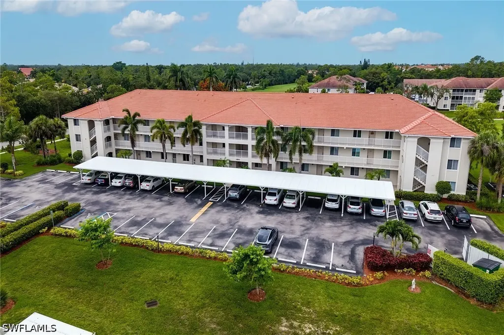 1100 Eastham Way Naples FL 34104