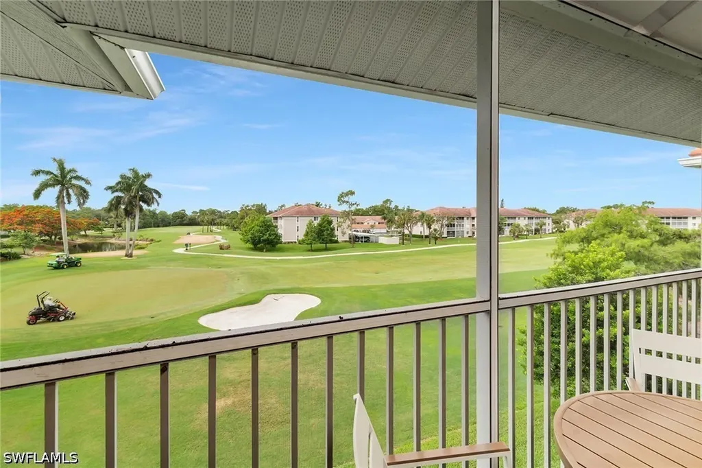 1100 Eastham Way Naples FL 34104