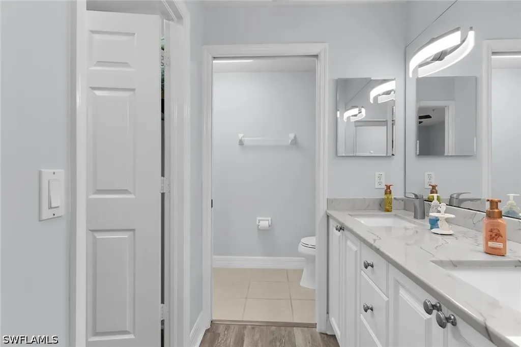 1100 Eastham Way Naples FL 34104
