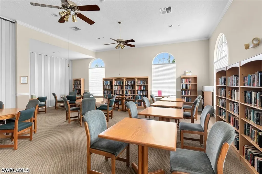 1100 Eastham Way Naples FL 34104