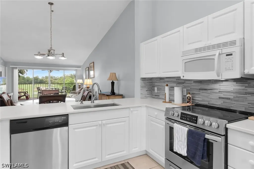 1100 Eastham Way Naples FL 34104
