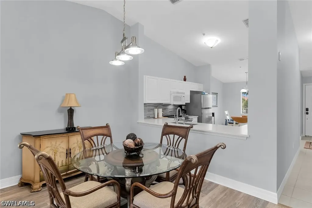 1100 Eastham Way Naples FL 34104