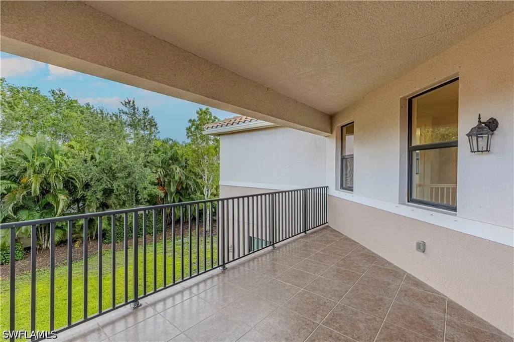 13852 Luna Drive Naples FL 34109