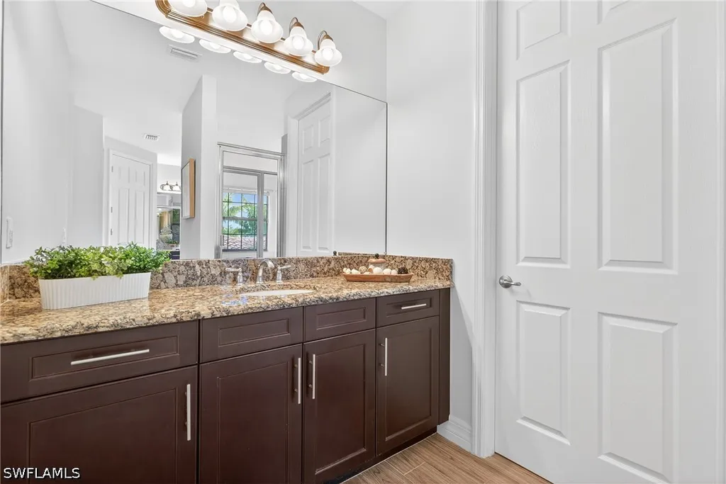 13852 Luna Drive Naples FL 34109