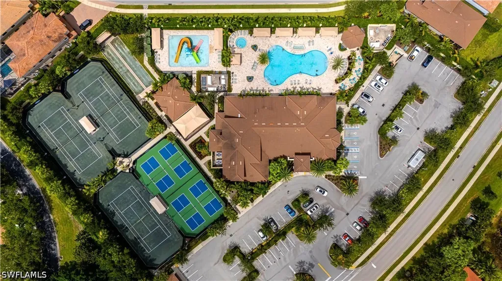 13852 Luna Drive Naples FL 34109
