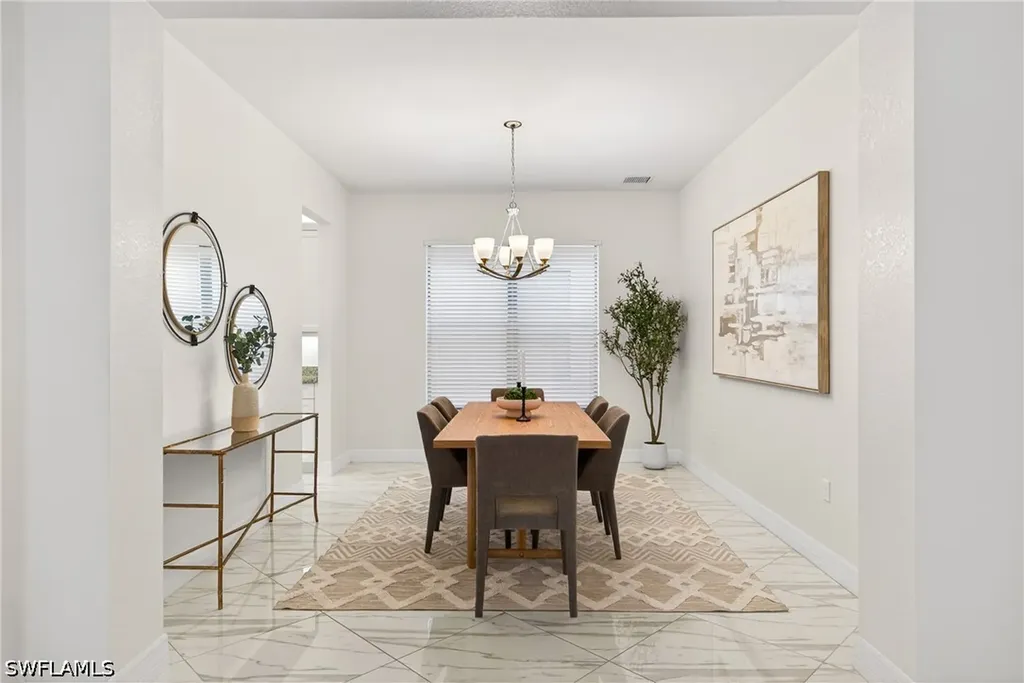 13852 Luna Drive Naples FL 34109