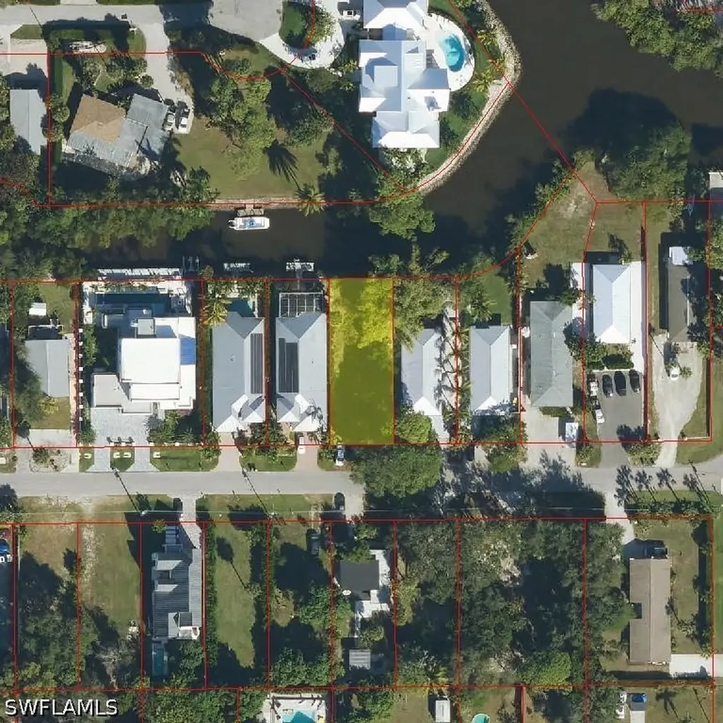 3037 Coco Avenue Naples FL 34112