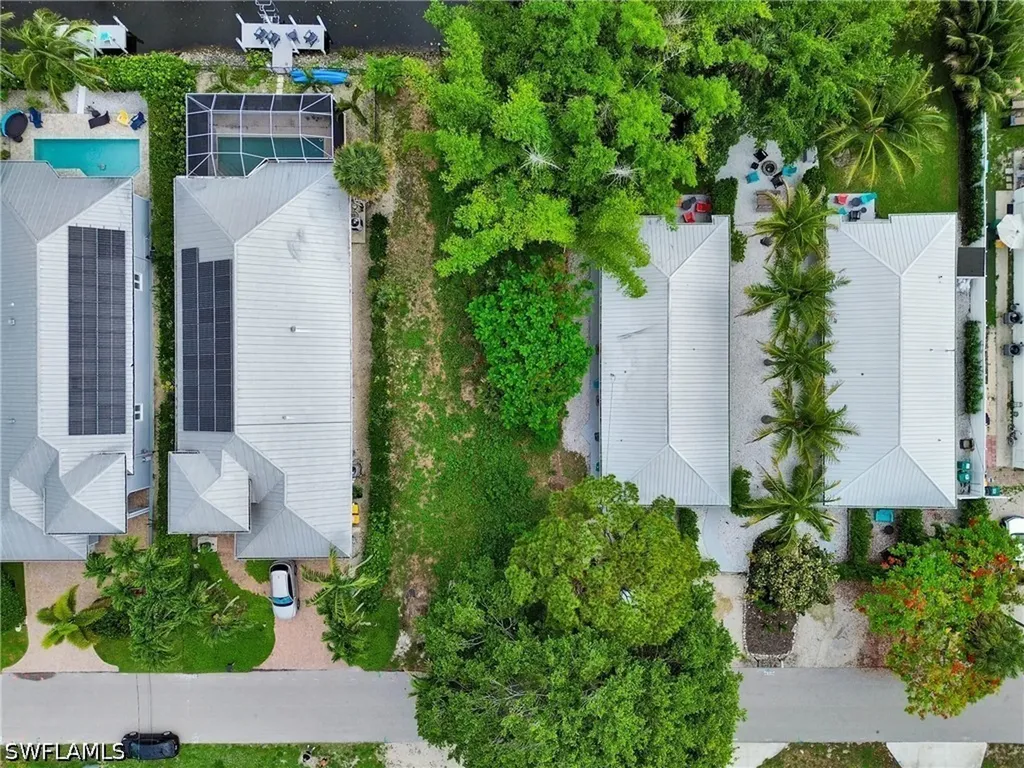 3037 Coco Avenue Naples FL 34112