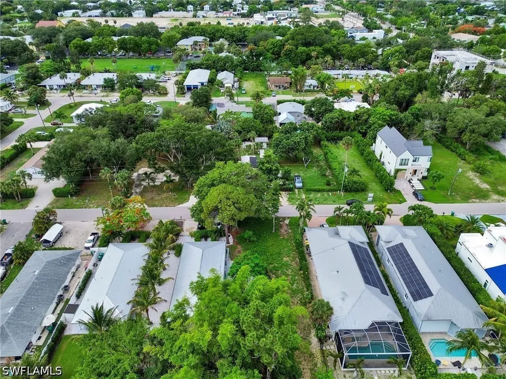 3037 Coco Avenue Naples FL 34112