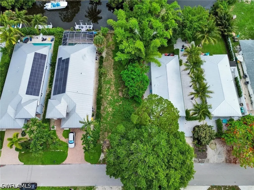3037 Coco Avenue Naples FL 34112