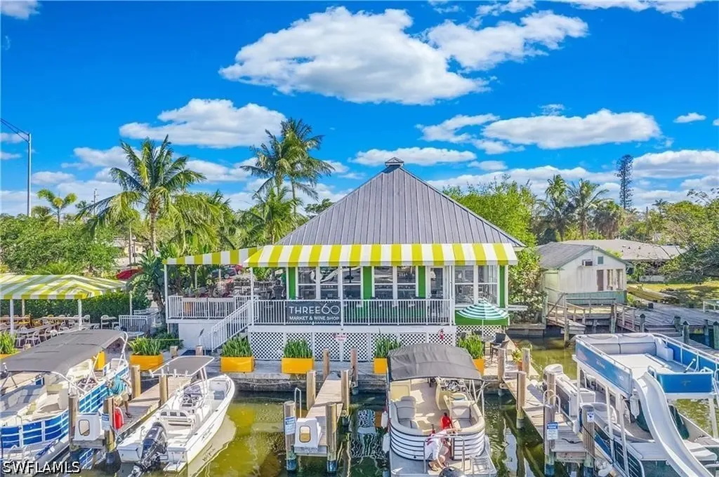 3037 Coco Avenue Naples FL 34112