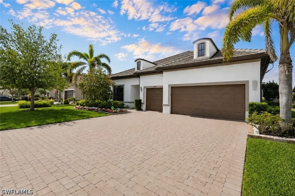 Naples FL, 7478 Winding Cypress Drive