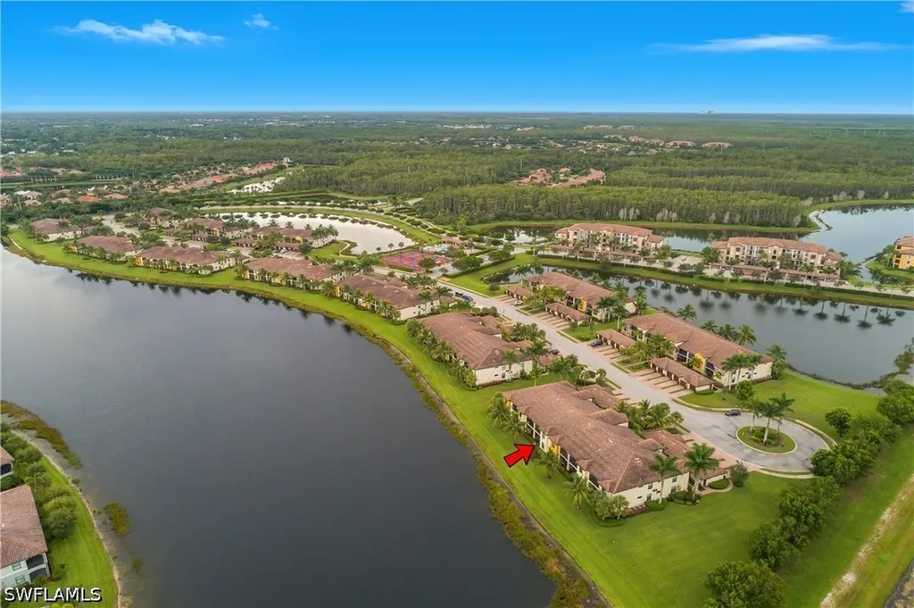 9533 Avellino Way Naples FL 34113