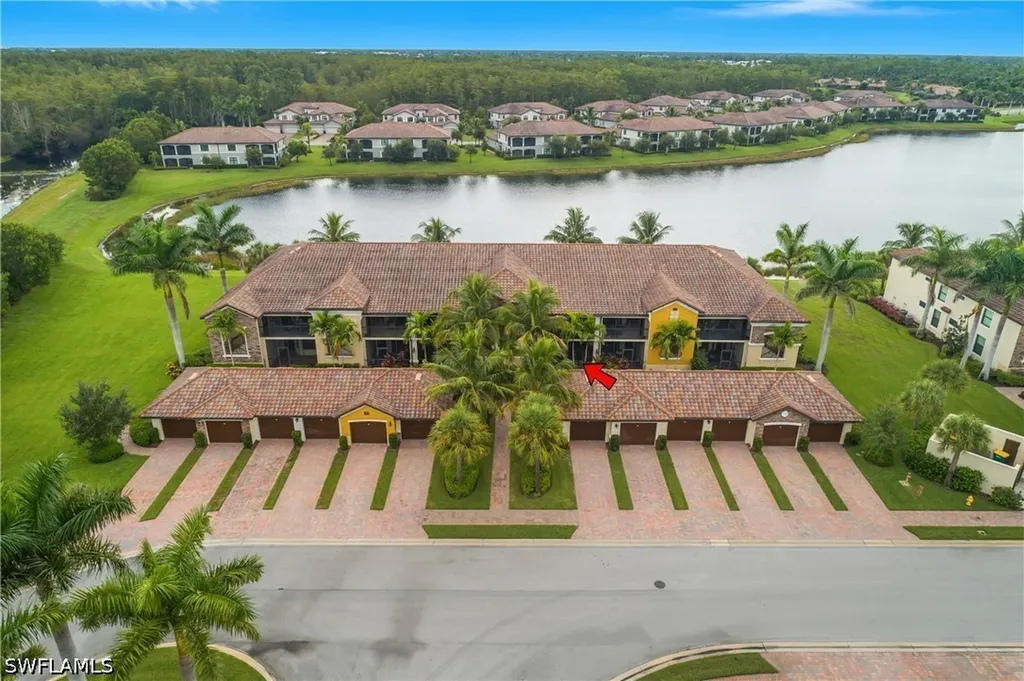 9533 Avellino Way Naples FL 34113