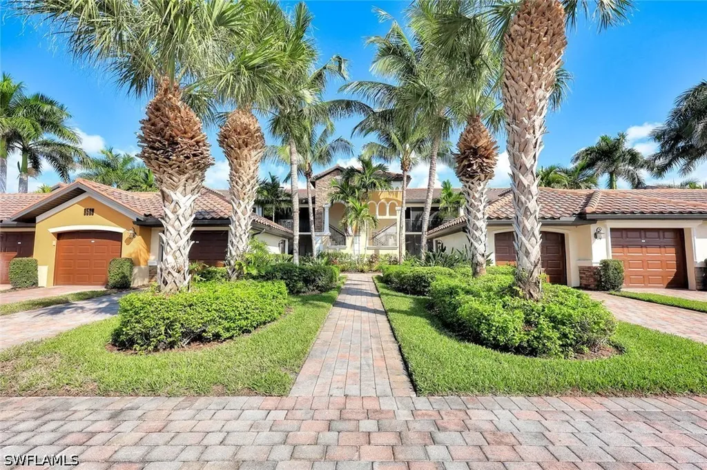 9509 Avellino Way Naples FL 34113