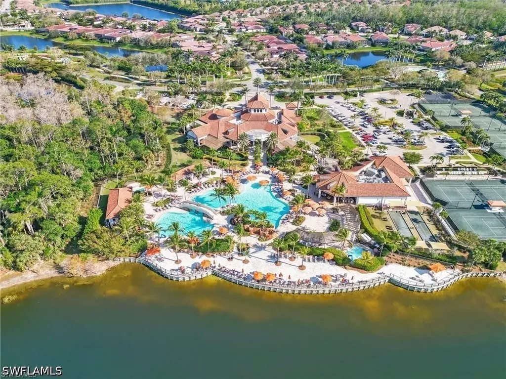 9509 Avellino Way Naples FL 34113
