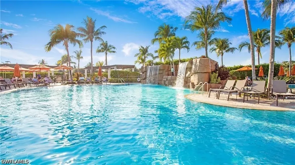 9509 Avellino Way Naples FL 34113