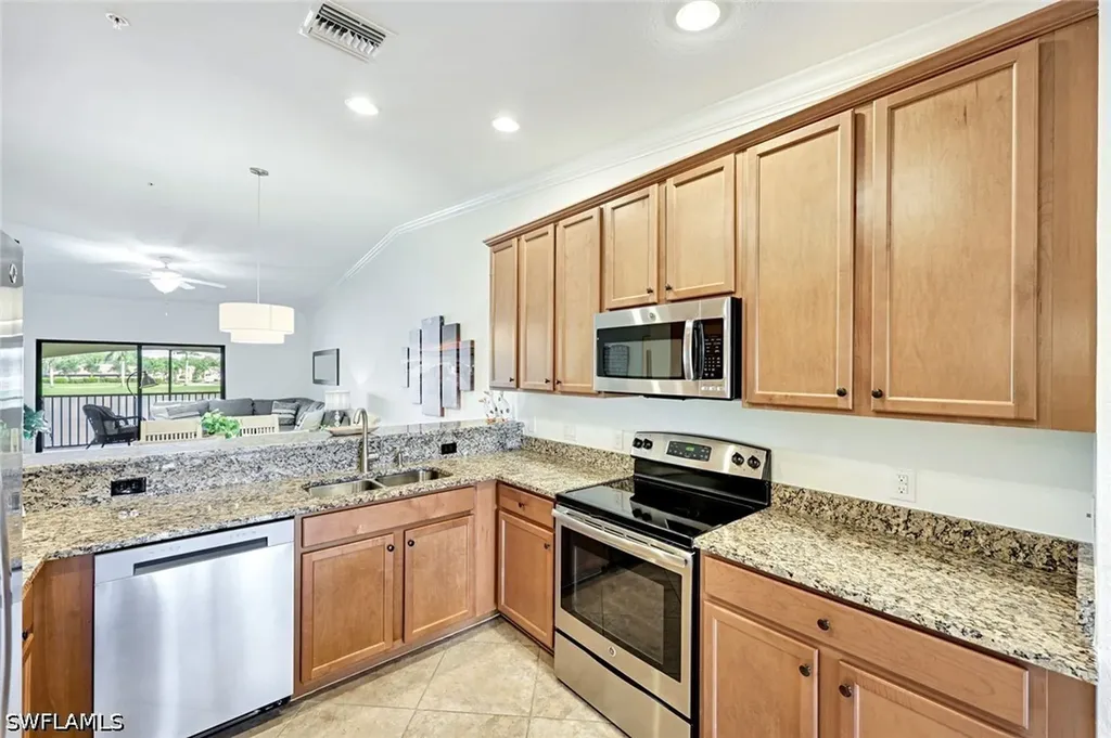 9509 Avellino Way Naples FL 34113