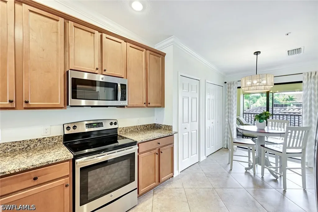 9509 Avellino Way Naples FL 34113