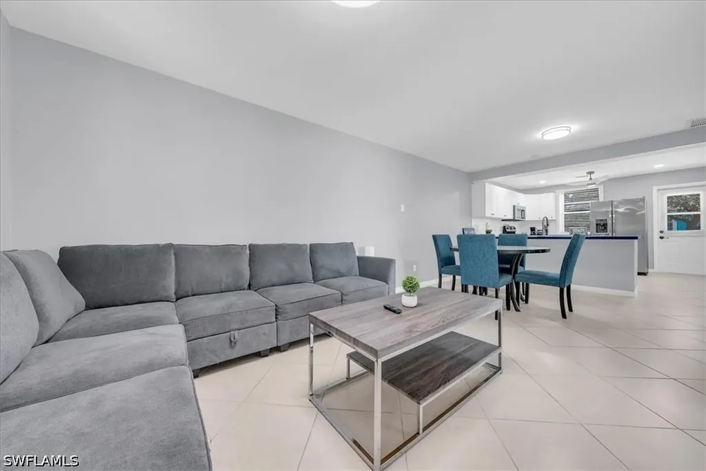 2750 Manorca Avenue Naples FL 34112