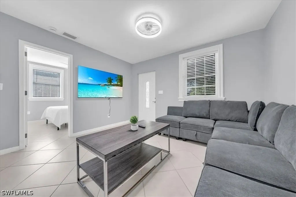 2750 Manorca Avenue Naples FL 34112