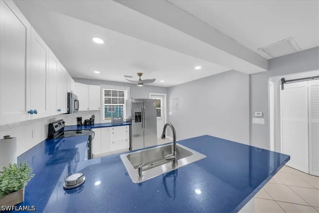 2750 Manorca Avenue Naples FL 34112