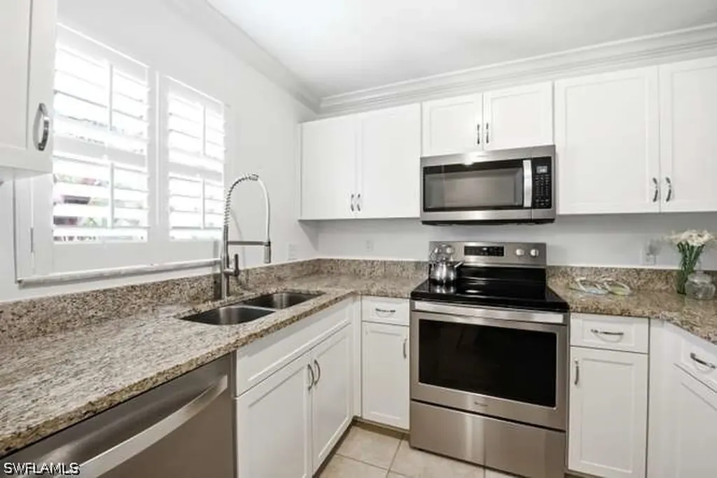 9076 Gervais Circle Naples FL 34120
