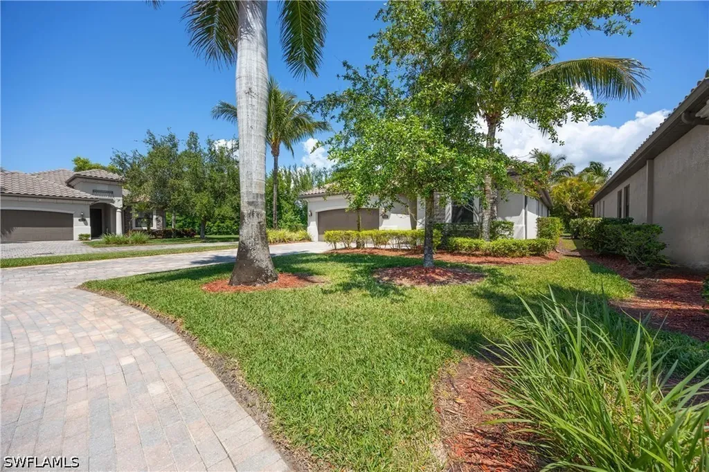9234 Veneto Place Naples FL 34113
