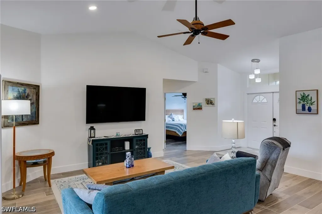 2707 7th Street W Lehigh Acres FL 33971