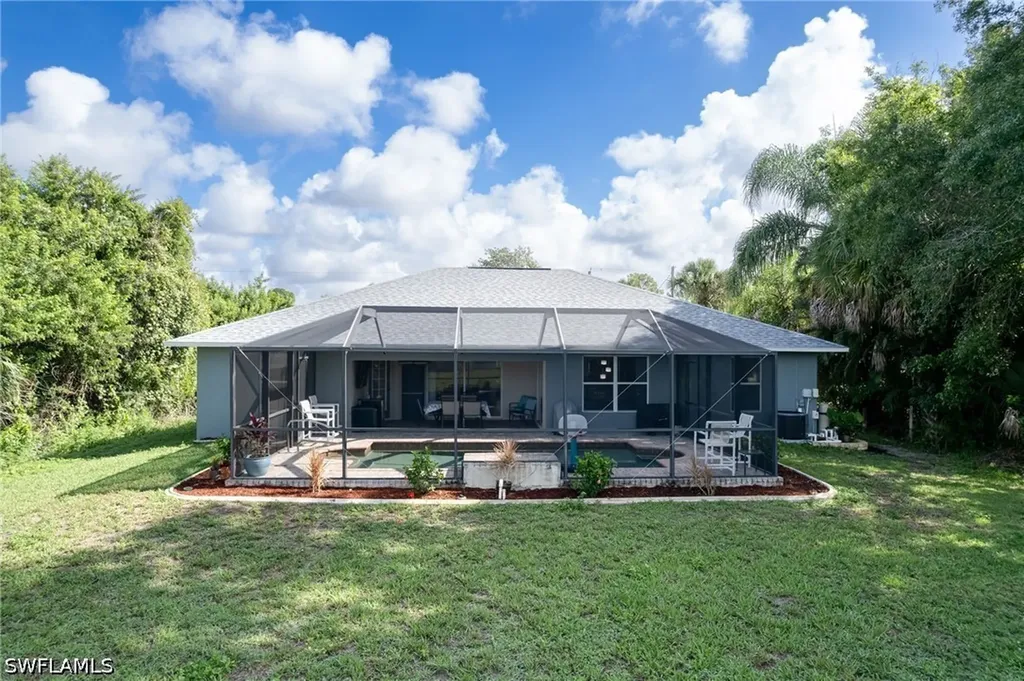 2707 7th Street W Lehigh Acres FL 33971