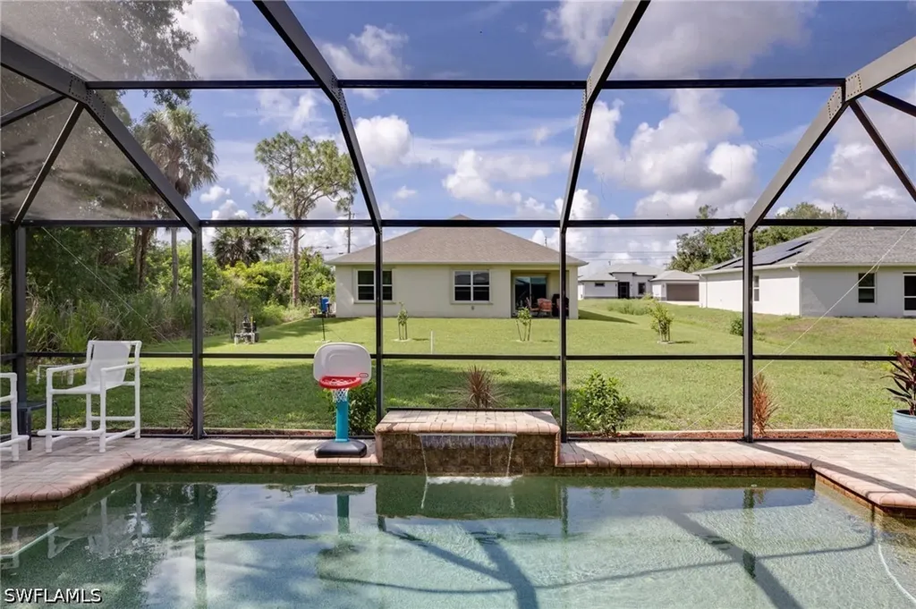 2707 7th Street W Lehigh Acres FL 33971
