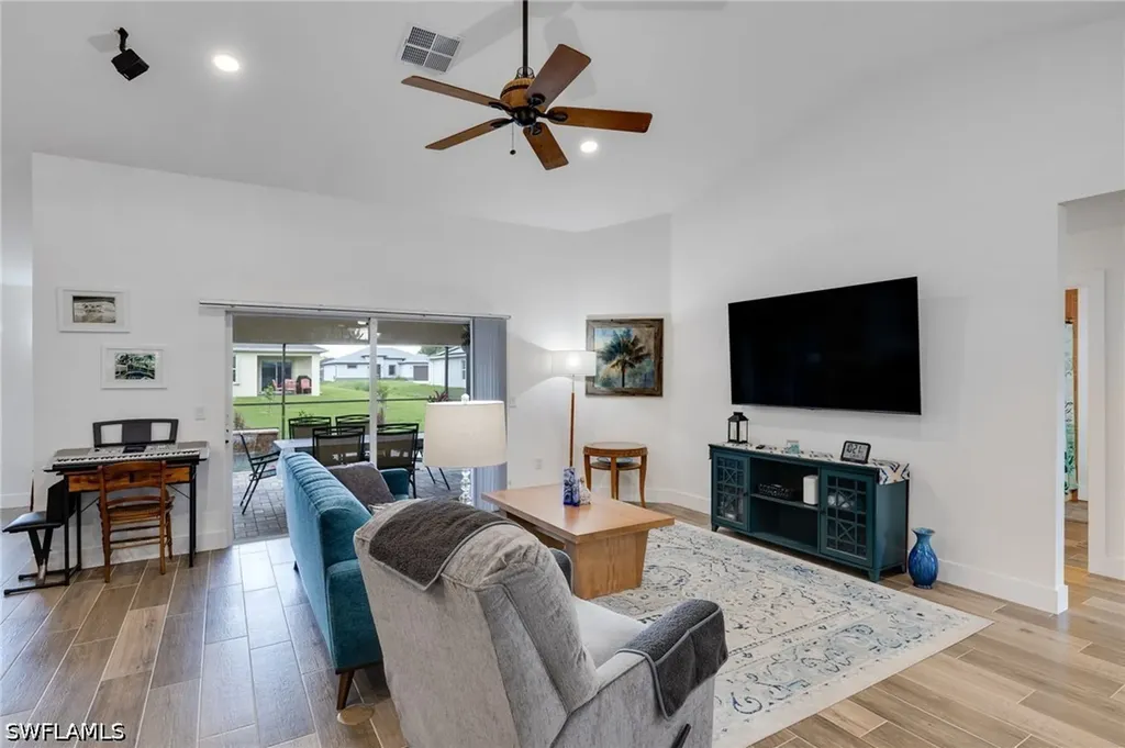 2707 7th Street W Lehigh Acres FL 33971