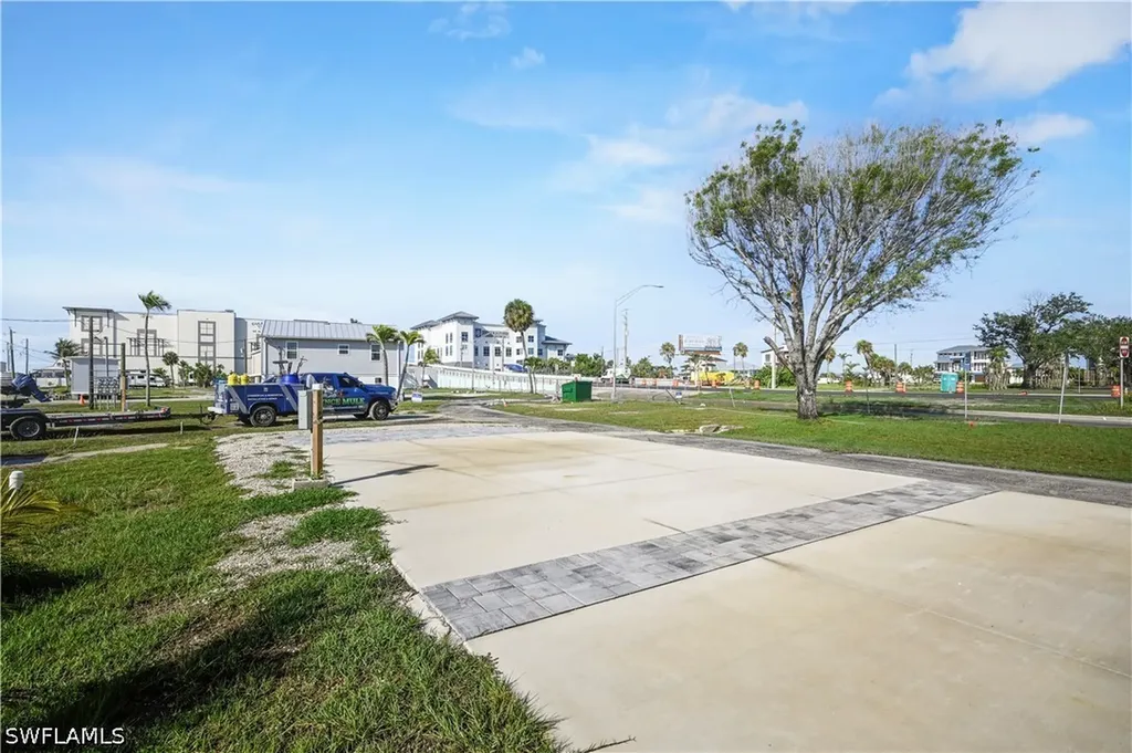 19281 #37 San Carlos Boulevard Fort Myers Beach FL 33931