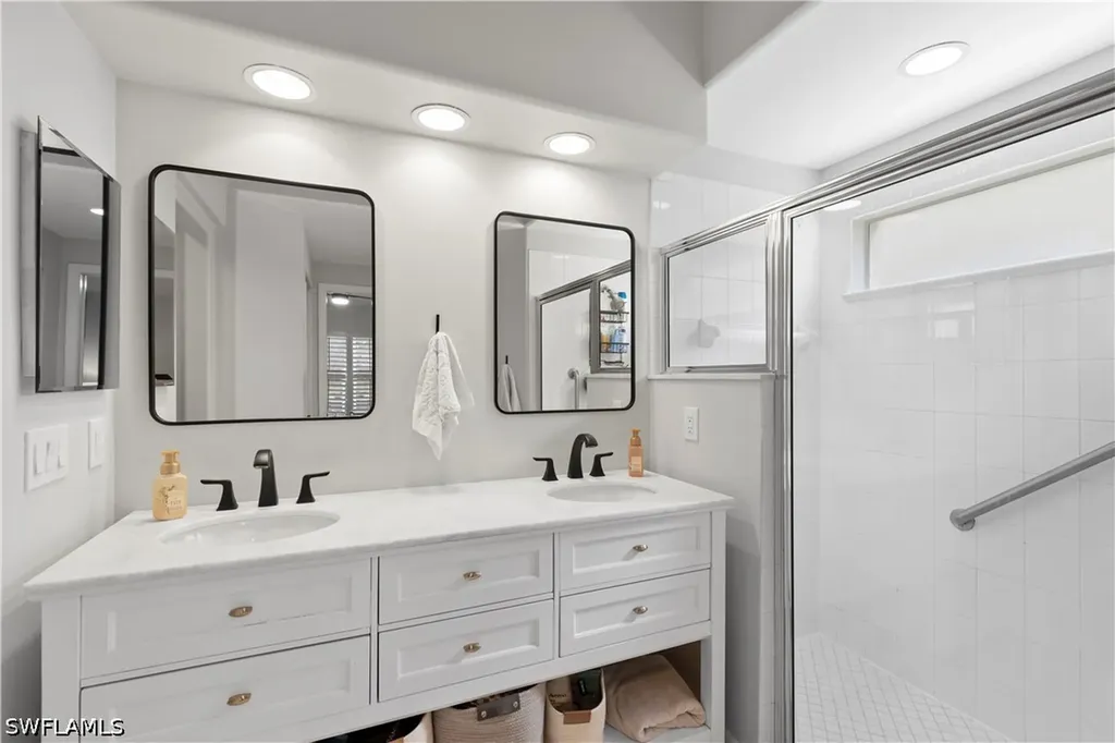 8330 Ibis Cove Circle Naples FL 34119
